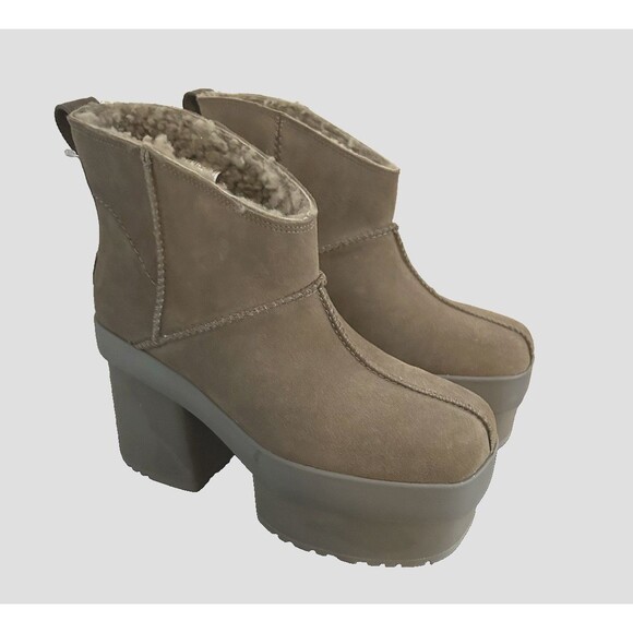 UGG NEW HEIGHTS PLATFORM MINI HICKORY SUEDE WOMEN'S BOOTS SIZE US 10 NEW - Picture 2 of 8